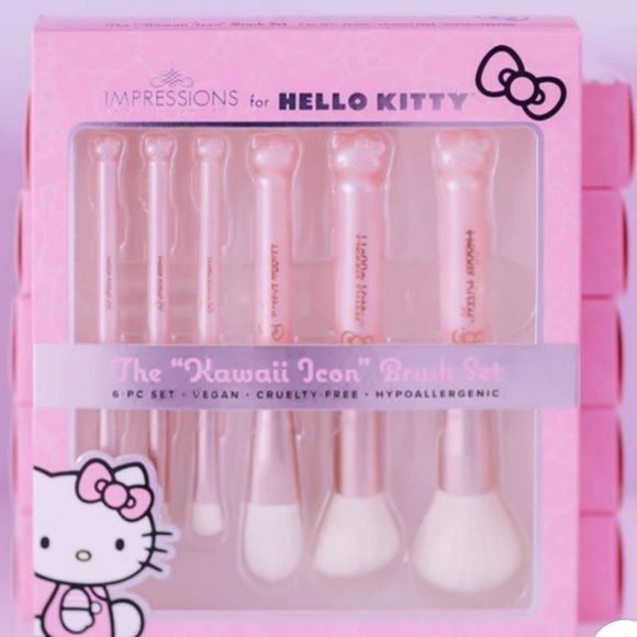 Impressions X Hello Kitty The "Kawaii Icon" 6-Piece Brush Set - Picture 3 of 8